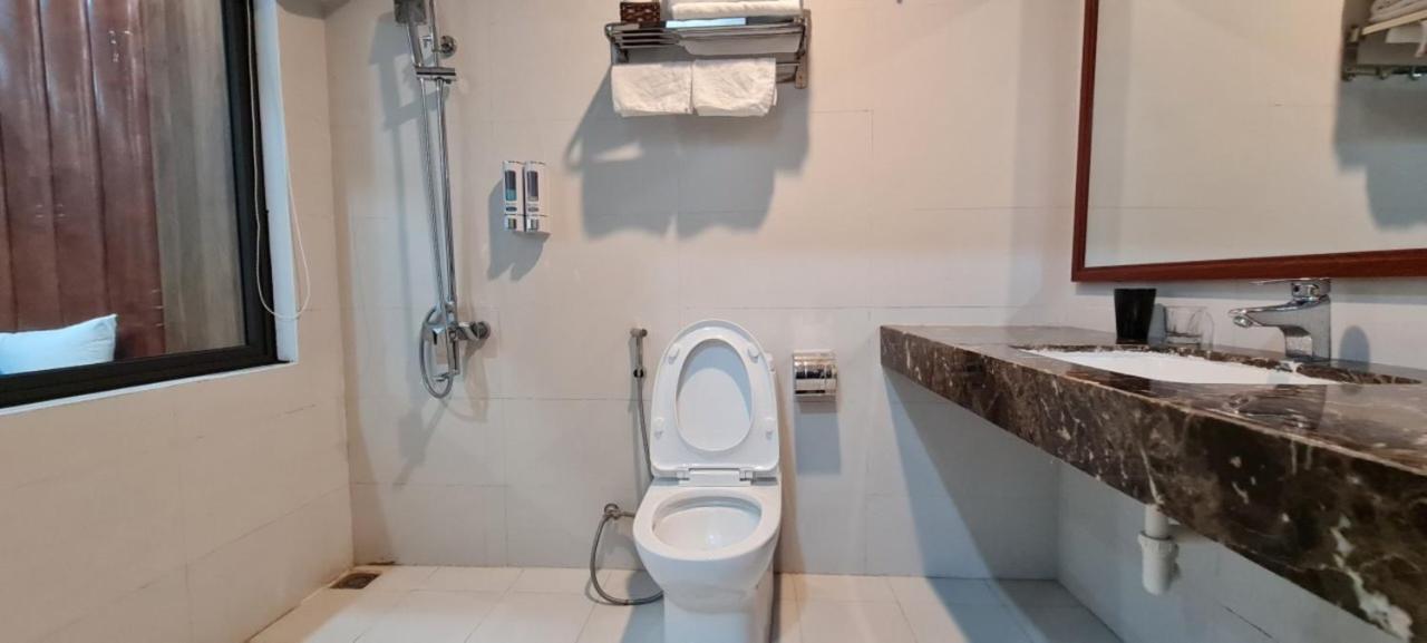 Thai Binh Hotel Ba Be Экстерьер фото